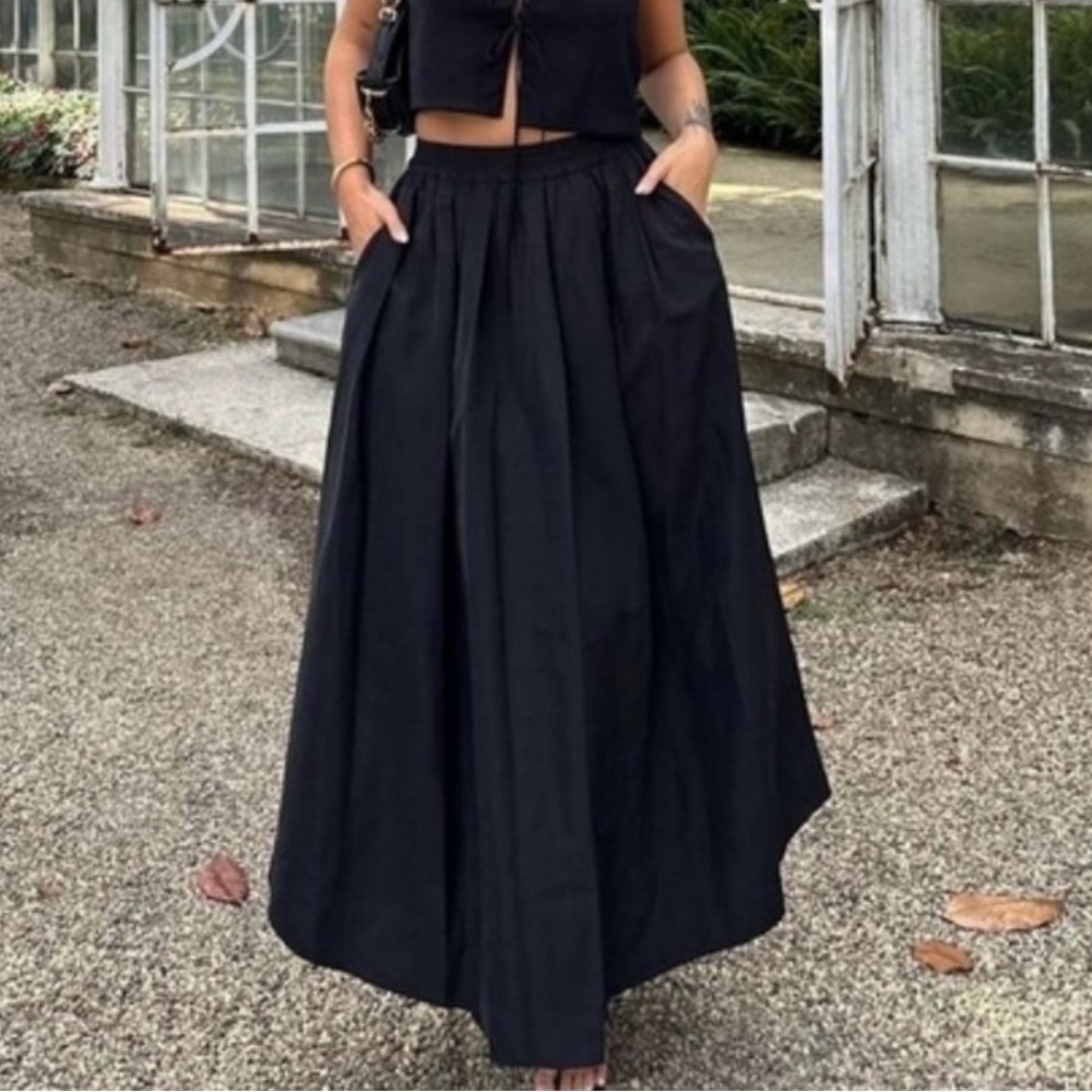 Zara Black Full A-Line Maxi Skirt